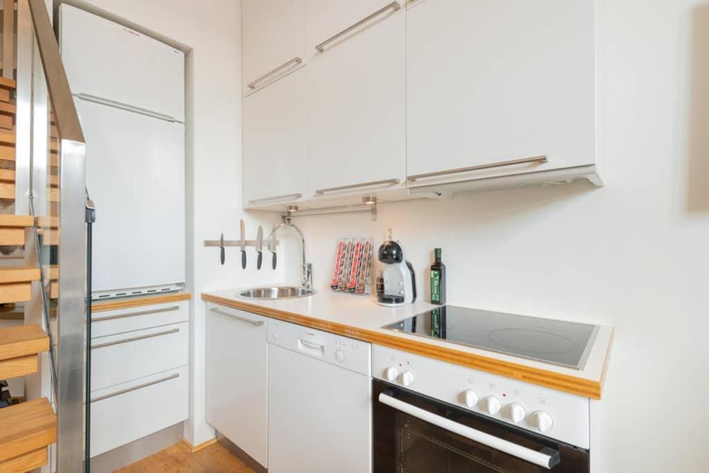 Nordic Host Luxury Apts - Prinsens Gate - Large Mezzanine Studio Oslo Eksteriør billede