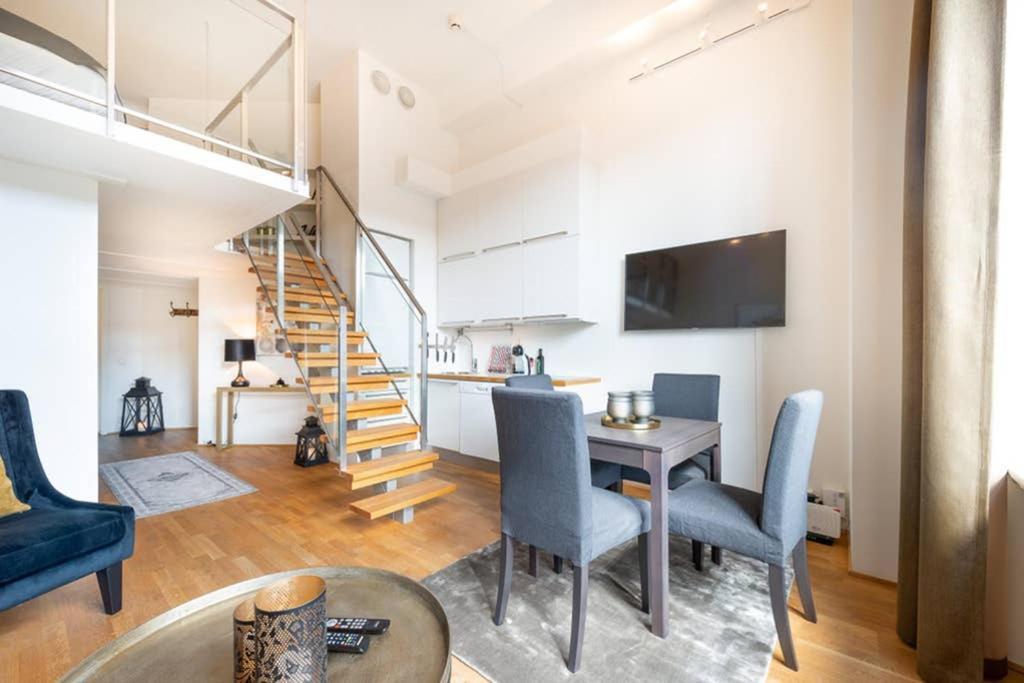 Nordic Host Luxury Apts - Prinsens Gate - Large Mezzanine Studio Oslo Eksteriør billede