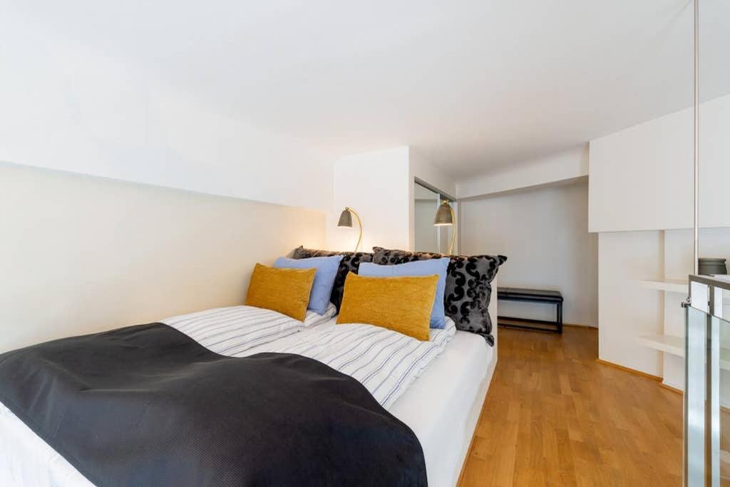 Nordic Host Luxury Apts - Prinsens Gate - Large Mezzanine Studio Oslo Eksteriør billede